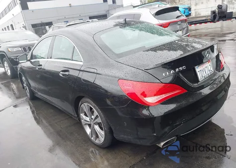 2014 Mercedes-Benz Cla 250 z USA, uszkodzony, nr VIN WDDSJ4EB5EN044745